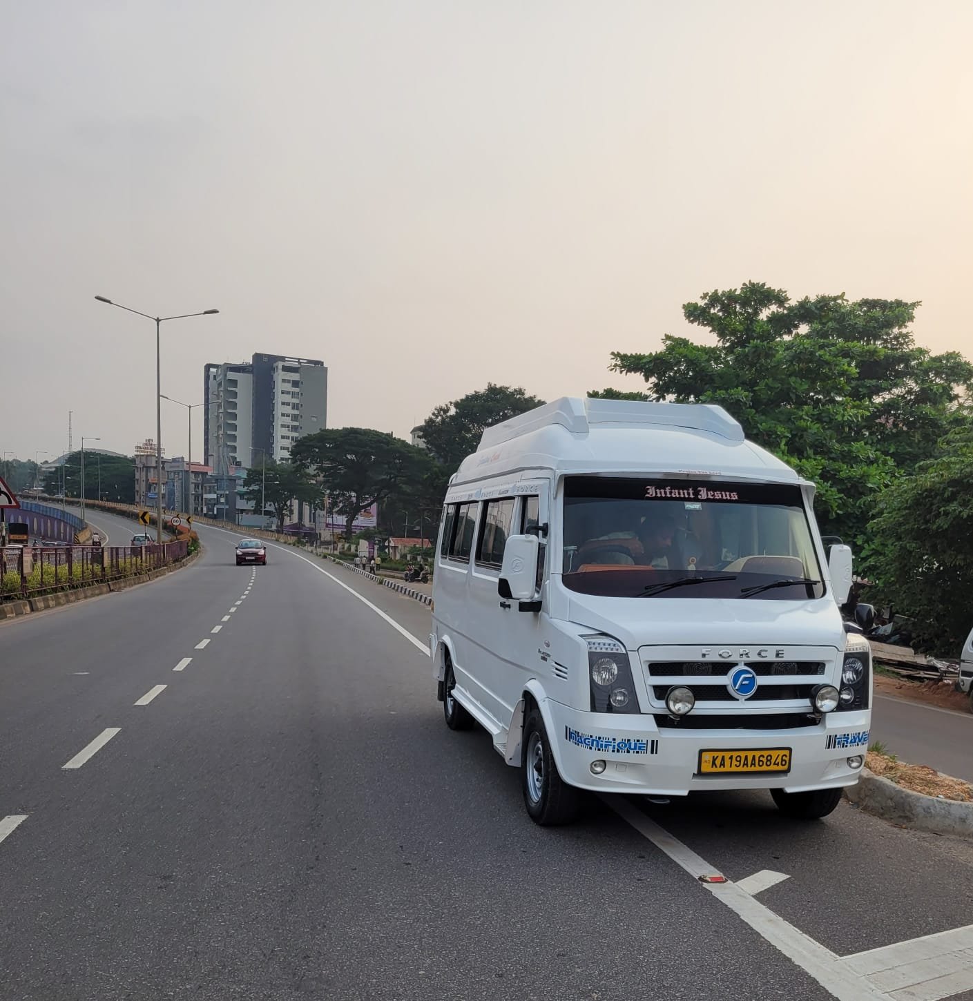 Mangalore to Kukke Subramanya Tempo Traveller